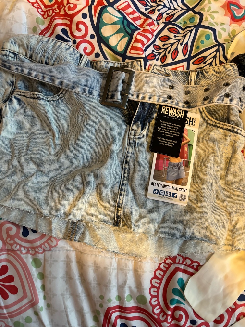 Rewash Light Acid-Wash Denim Micro Skirt with Studded Belt
